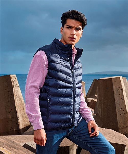 Mantel moulded gilet